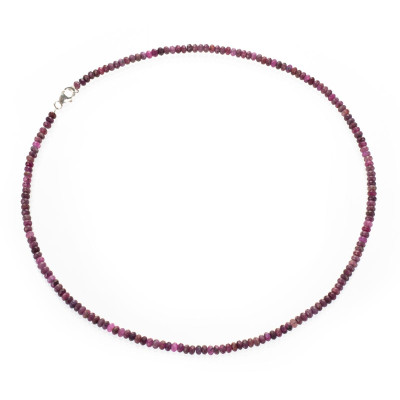 Бусы из натурального рубина