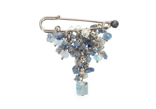 Брошь с кианитом