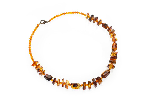 Намисто з бурштину