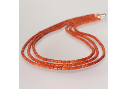 Намисто з натурального коралу