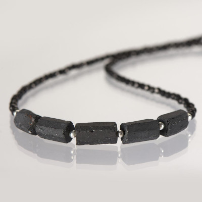 Намисто з натурального турмаліну