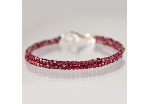 Браслет із натурального гранату