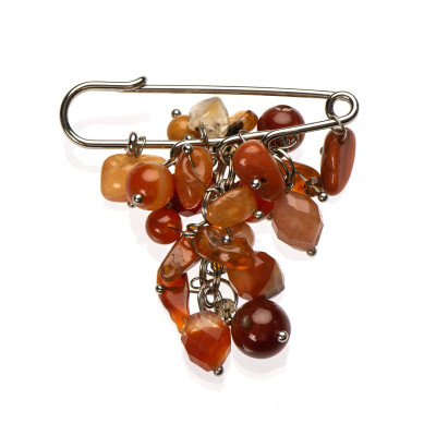 Брошь з сердоліком