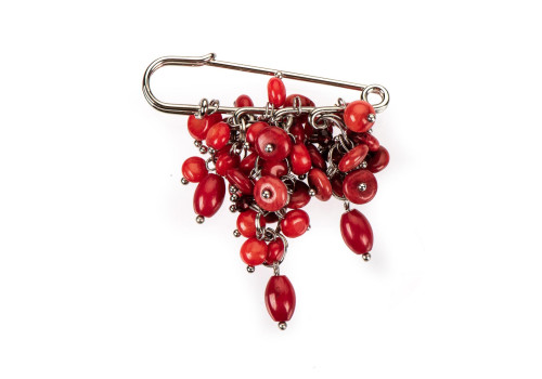 Брошка з натуральним коралом