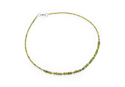 Намисто з нефриту