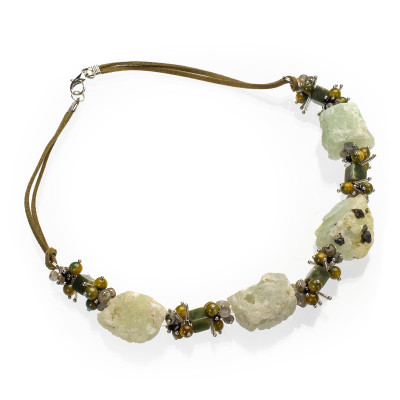 Бусы с пренитом