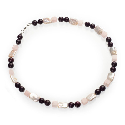 Намисто з сугіліта