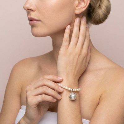 Браслет из жемчуга