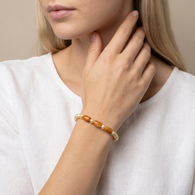 Браслет з натуральним коралом