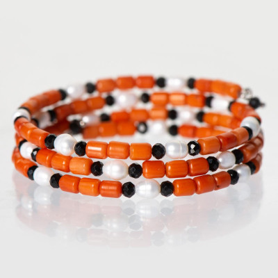 Браслет з натуральним коралом