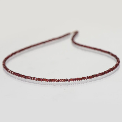 Намисто з натурального гранату