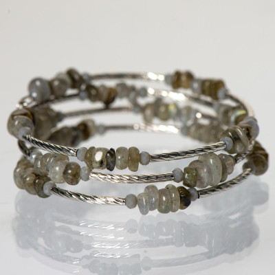 Браслет з лабрадору