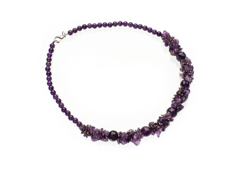 Намисто з аметисту