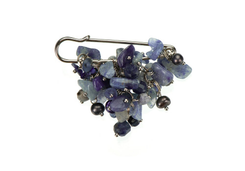 Брошка з кіанітом