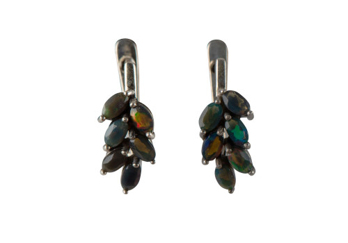Сережки з опалом зі срібла 