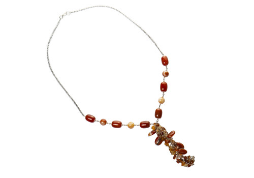 Бусы из сердолика