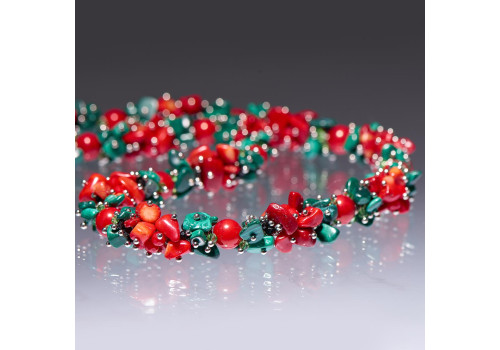 Кольє з натуральним коралом