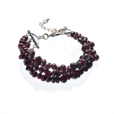 Браслет з гранатом